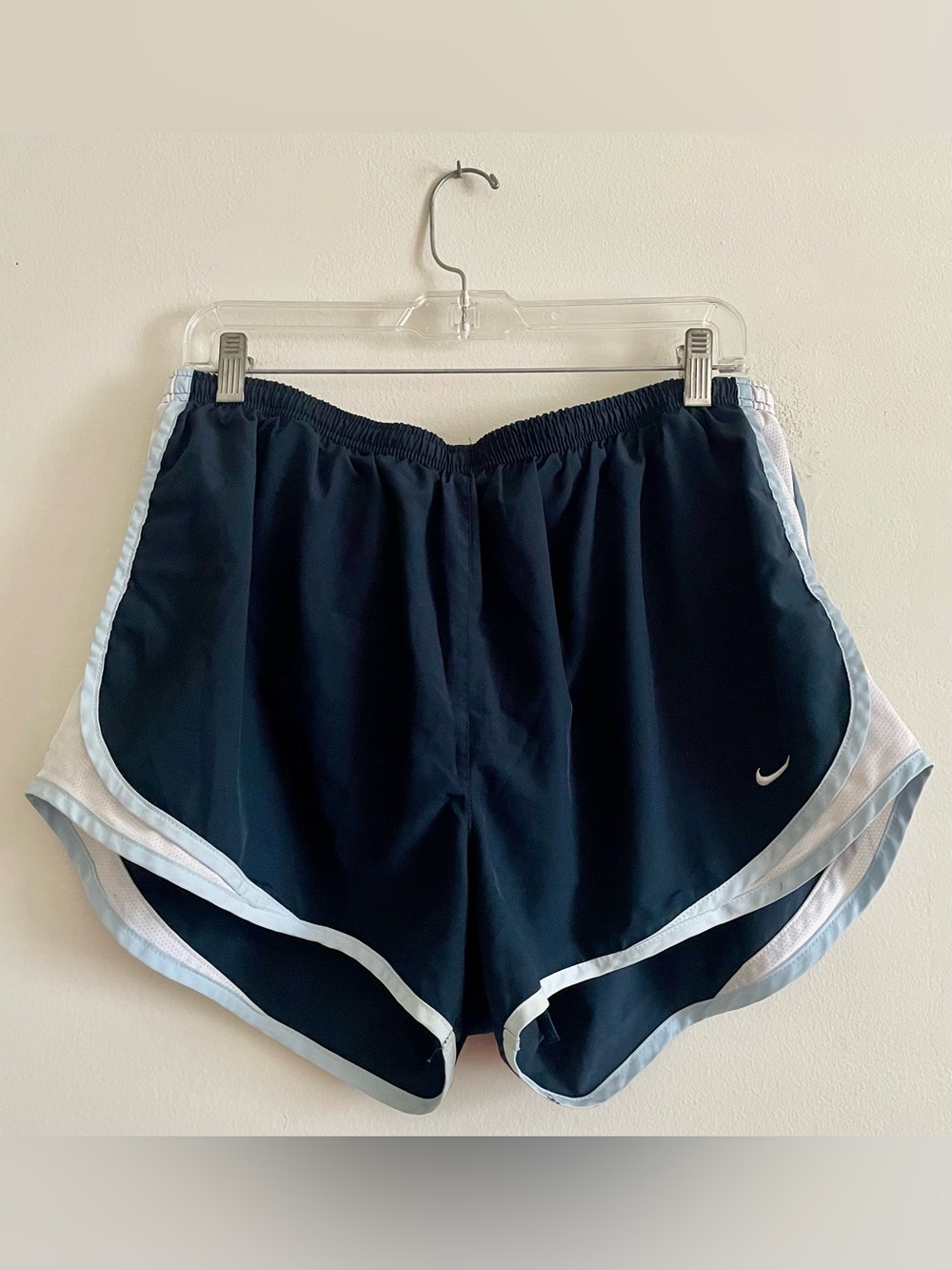 ✔️ Nike Women's Navy and White Athletic Running Shorts ✔️